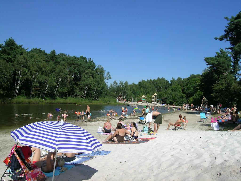 Camping Baalse Hei เทิร์นเฮาท์ ภายนอก รูปภาพ