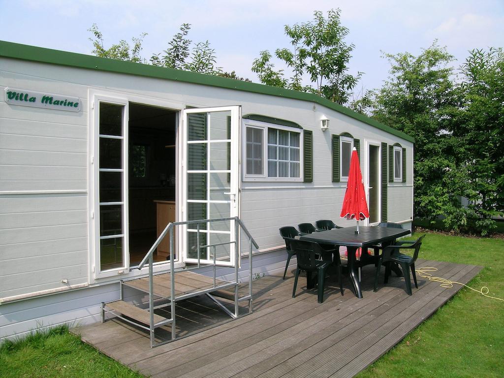 Camping Baalse Hei เทิร์นเฮาท์ ภายนอก รูปภาพ